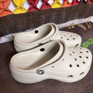 Crocs Classic Platform Clogs- Women’s Size 9 in Color Bone